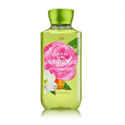 **พร้อมส่ง**Bath & Body Works Sweet Magnolia & Clementine Shea & Vitamin E Shower Gel 295ml. เจลอาบน้ำกลิ่นหอมติดกายนานตลอดวัน กลิ่นหอมหวานของดอกมะลิและลิลลี่ ผสมกลิ่นลูกแพร์และแบลคครอเรนท์คะ