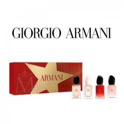Giorgio Armani Si Mini XMas Gift Set 4pcs. (7ml x 4) เซ็ทรวมน้ำหอมสำหรับผู้หญิง Si ซึ่งเป็นกลิ่น Signature จาก Giorgio Armani ในขนาด Mini 7 ml. รวม 4 กลิ่น ของการผสมผสานระหว่างน้ำหอมเพื่อผู้หญิง เพื่อเพิ่มความมั่นใน และเสนห์ชวนหลงไหล พร้อม BOX