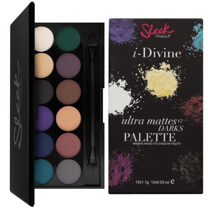 **พร้อมส่ง SLEEK Eye Shadow Palette i-Divine #731 Ultra Mattes V2 Darks  พาเลทอายแชโดว์ 12 เฉดสี เน้นเส้นสีที่ดูเนียนเรียบไปกับผิวพรรณ แลดูละเอียดบางเบา สร้างความงามตามธรรมชาติอย่างแท้จริง พาเลทนี้รวบรวมอายแชร์โดว์ ไว้ 12 เฉดสี เนื้ออายแชโดว์บางเบา