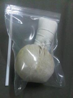 ขายส่งลูกประคบสมุนไพร 100 กรัม ขายส่ง 100 ลูกๆละ 38 บาท (Herbal compress 100 g) 089-323-2395