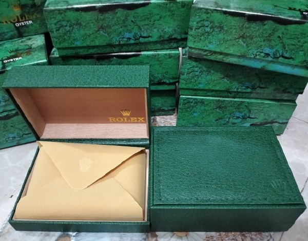 กล่องนาฬิกา แบบหนังสีเขียว Rolex ( Green Box )
