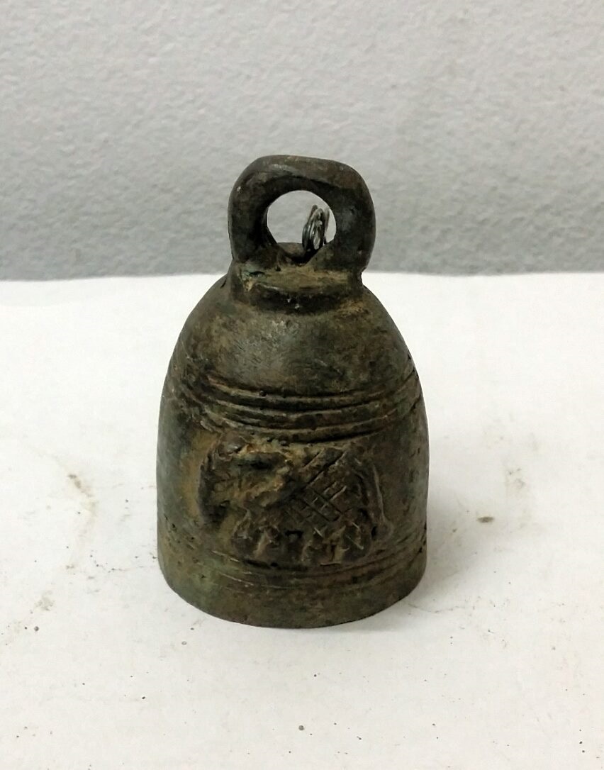 R002 กระดิ่ง ลายช้าง  Bronze Bell with Ancient Elephant design