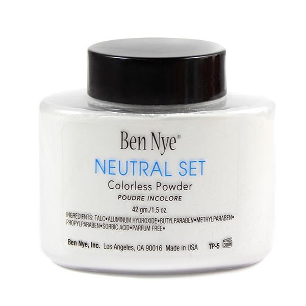 *พร้อมส่ง*Ben Nye Neutral Set Colorless Powder เล็ก 42 gm./ 1.5 oz.  แป้งฝุ่นสีขาวไม่ผสมรองพื้น เนื้อแป้งโปร่งแสงเรียนละเอียด อณูบางเบา ช่วยควบคุมความมันส่วนเกินบนใบหน้าได้อย่างดีเยี่ยม เมื่อทาแล้วจะกลืนกับสีผิวได้อย่างเป็นธรรมชาติ  ถือเป็นผลิตภัณฑ์ที่ M