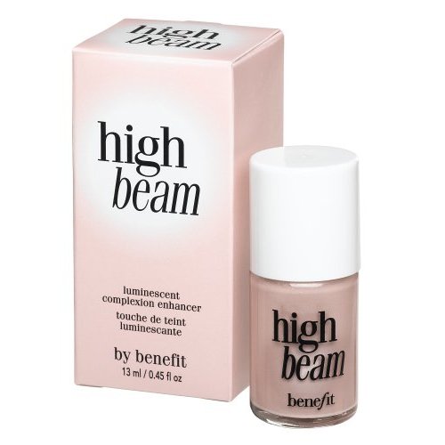 Benefit High Beam Face Highlighter 13 ml. ไฮไลท์รองพื้นสุดฮิตในหมู่ดาราคนดัง Best Seller จาก Benefit ไฮไลท์สีเนื้ออมชมพู ประกายมุข เนื้อบางเบา ทำให้หน้าสว่างสดใส ทาบริเวณโหนกแก้ม สันจมูก ไฮไลท์เพื่อเพิ่มมิติให้ใบหน้า