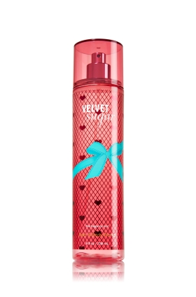 Bath & Body Works Velvet Sugar Fine Fragrance Mist 236 ml. สเปร์ยน้ำหอมที่ให้กลิ่นติดกายตลอดวัน กลิ่นหอมโทนผลไม้เบอร์รี่ แอปเปิ้ล และผลผลัมเจือกลิ่นมะลิบางๆ หอมมากคะ