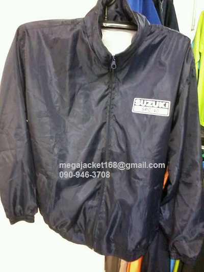 ขายส่ง Jacket แจ็คเก็ตผ้าร่มสีดำ ขายส่งแจ็คเก็ตผ้าร่มราคาโรงงาน พร้อมสกรีน logo 093-632-6441