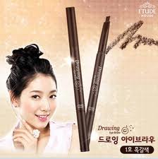 Etude Drawing Eye Brow  ดินสอเขียนคิ้วเนื้อเนียนเขียนง่ายติดทนและกันน้ำมาในแบบหมุน ใช้ง่าย สะดวก อีกด้านหนึ่งมีแปรงสำหรับเกลี่ยเนื้อครีม   0.2g