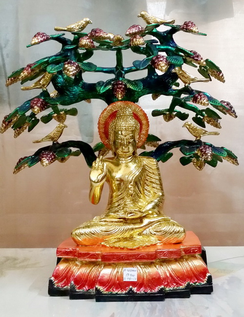 TP079  พระพุทธเจ้านั่งใต้ต้นสาละ เนื้อทองเหลือง  Brass Buddha
