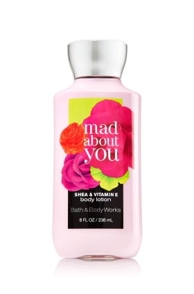 Bath & Body Works Mad about You Shea & Vitamin E Body Lotion 236 ml. โลชั่นบำรุงผิวสุดพิเศษ กลิ่นผลไม้แบรคเคอเรนท์ ผสมกับดอกมะลิ และกลิ่นมัควนิลลาอ่อนๆ หอมละมุนสดชื่นมากคะ