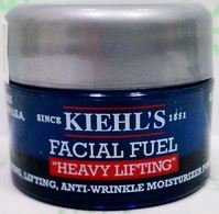 Kiehl's Facial Fuel Anti-Wrinkle Cream  ขนาดทดลอง 7ml. ครีมบำรุงต่อต้านริ้วรอย มีประสิทธิภาพในการเพิ่มความกระชับของใบหน้า ผสานส่วนผสมของสารสกัดเชสนัตและถั่วเหลืองให้ผิวรู้สึกกระชับ สภาพผิวดูแข็งแรงขึ้น และริ้วรอยบนใบหน้าลดเลือน เสริมคุณค่
