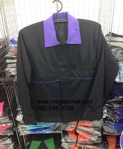ขาย  เสื้อแจ๊คเก็ตตัดต่อแบบ A เสื้อแจ็คเก็ตสีดำ ปกสีม่วง ผ้า cotton คอม +รับปัก logo เสื้อแจ็คเก็ต 093-632-6441
