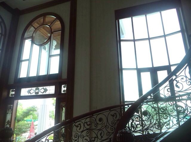 ราคาถูกที่สุด งานบริการดีที่สุด บ้านใหญ่ถึงติดวอลร้านเราCdcdecor