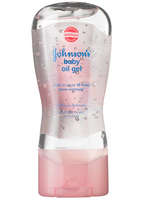 Johnson's Baby Oil Gel Locks in up to 10 times more moisture 6.5fl.oz/192ml. แบบเจล มาใหม่ล่าสุดค๊า เบบี้ออยล์ ของจอนสัน แบบเจล ใช้ง่าย สะดวก หอม ไม่มัน เหนียวเนอะหนะ ซึมเร็ว กว่าแบบออยล์ ตัวนี้ของอเมริกานะค่ะ ส่วนผสมเข้มข้นกว่าในไทยค่ะ