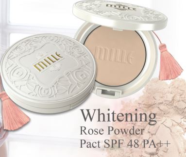 **พร้อมส่ง**MILLE Whitening Rose Powder Pact SPF48 #1 สำหรับผิวขาว แป้งกุหลาบผสมบีบี ช่วยปกปิดให้ผิวเนียนเรียบกระจ่างใส พร้อมด้วยส่วนผสมสูตรพิเศษจากกุหลาบราชินีแห่งมวลดอกไม้ กระตุ้นคอลลาเจน ความแข็งแรงของผิวและเยียวยาผิวอ่อนแอให้กลับแลดูเปล่งปลั่ง เเละยัง