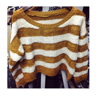 SWEATER / KNITWEAR  เสื้อสเวตเตอร์ เกาหลี ญี่ปุ่นแฟชั่น เสื้อขนสัตว์ เสื้อแขนยาว ทรงหลวม ตัวสั้นแฟชั่นเสื้อผ้าผู้หญิง 