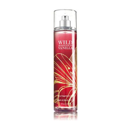 Bath & Body Works Wild Madagascar Vanilla Fine Fragrance Mist 236 ml. สเปร์ยน้ำหอมที่ให้กลิ่นติดกายตลอดวัน กลิ่นหอมโดดเด่นด้วยกลิ่นวนิลลา ผสมผสานด้วยกลิ่นหอมผลแพร์กับดอกมะลิป่า กลิ่นหอมเฉพาะตัวไม่เหมือนใคร ใช้ได้ทั้งชายและหญิงเลยคะ