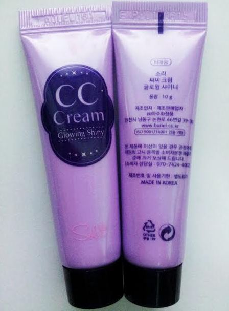 *พร้อมส่ง*ขนาดทดลอง Sola CC Cream Growing Shiny 10g. ซีซีครีมเนื้อโกล์ว ให้ลุ้คชุ่มฉ่ำ แวววาว สไตล์สาวเกาหลี ใช้ได้ทุกสีผิว นวัตกรรมสุดยอดของการปกปิด ช่วยลดเลือนความไม่สม่ำเสมอของสีผิว ให้ผิวกระจ่างใสไปพร้อมๆกับคุณสมบัติยับยั้งริ้วรอย และวิตามินซีที่ช่วยใ