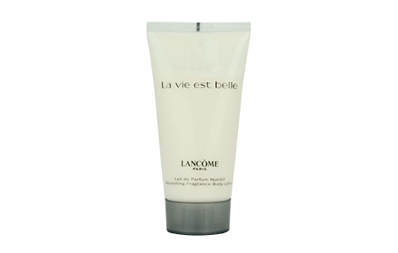 Lancome La Vie Est Belle Nourishing Fragrance Body Lotion 50ml. จากความหอมหวานที่ตรึงตราตรึงใจสาวๆ หลายคนทั่วโลก ของน้ำหอมตระกูล La Vie Est Belle สู่บอดี้โลชั่นเนื้อนุ่มละมุน ที่ช่วยเติมความชุ่มชื่นให้ผิวดูสดใส ไม่แห้งกร้าน ผสานด้วยความหอมสดชื่น