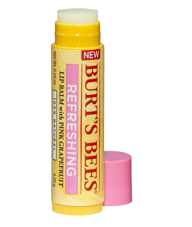 BURT'S BEES Refreshing Lip Balm with Pink Grapefruit ขนาด 0.15 oz. ลิปบาล์มจากน้ำมันสกัดจากเมล็ดของผลเกรปฟรุต หอมสดชื่นจากผลไม้รสเปรี้ยว ที่อุดมไปด้วยวิตามินซีและอี ช่วยปลอบประโลมริมฝีปากจากความแห้งแตก อักเสบให้ชุ่มชื่น สดชื่นอีกครั้ง