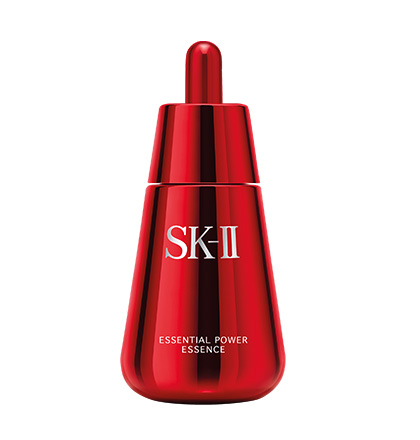 SK-II Essential Power Essence 50 ml. เอสเซนส์ใสเนื้อเข้มข้น ซึมซาบลงสู่ผิวอย่างง่ายดาย ด้วยอานุภาพในการกักเก็บความยืดหยุ่นถึง 24 ชั่วโมง ให้ผิวดูอ่อนเยาว์ รูขุมขนดูแลเล็กลง พร้อมกระชับผิวให้เต่งตึงขึ้น อุดมด้วยคุณค่าบำรุงจากสารสกัด Acan