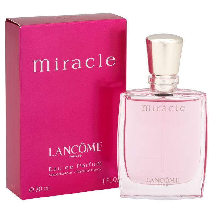 Lancome Miracle Eau de Parfum ขนาดพกพา 30 ml. กลิ่นขายดี หอมมากๆ น้ำหอมสีชมพูแนวกลิ่นฟลอรัล สไปซี่ ที่รวมความหอมหวานของลิ้นจี่ ผสมผสานความละมุนละไมของดอกแมคโนเลียกลมกลืนไปกับเครื่องเทศบางเบา สะท้อนจิตวิญญาณที่เข้มแข็ง สุขุม เชื่อมั่นและศรัทธาในอ