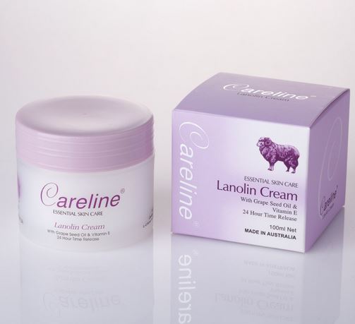 ครีมรกแกะ Careline Lanolin Cream with Grape Seed & Vitamin E ขนาด 100g. ครีมหน้าเด็ก ช่วยทำให้ผิวหน้าขาว กระจ่างใส ผิวหน้าเนียนนุ่ม ลดริ้วรอย เหมาะสำหรับผิวแพ้ง่าย และผิวที่ลอกเป็นขุย ช่วยทำให้ผิวพรรณเปล่งปลั่ง