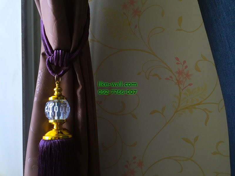 ตัวอย่างติดตั้งวอลเปเปอร์ ลายดอกไม้กิ่งไม้ ที่ I condo อุดมสุข