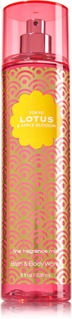 Bath & Body Works  Tokyo Lotus & Apple Blossom Fine Fragrance Mist 236 ml. สเปร์ยน้ำหอมที่ให้กลิ่นติดกายตลอดวัน กลิ่นหอมหวานน่ารักของดอกบัว และแอปเปิ้ล หอมละมุน หอมมากๆคะ