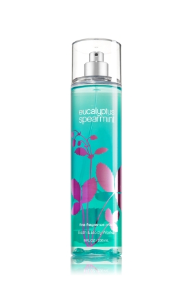 Bath & Body Works Eucalyptus Spearmint Fine Fragrance Mist 236 ml. สเปร์ยน้ำหอมที่ให้กลิ่นติดกายตลอดวัน กลิ่นหอมผ่อนคลาย สดชื่นกระตุ้นประสาทสัมผัสของกลิ่นยูคาลิปตัสและสเปียร์มิ้นท์ ผสมกับกลิ่นมะลิ หอมโล่งจมูกสดชื่นคะ