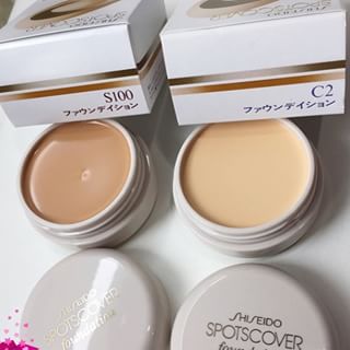 Shiseido Spots Cover Foundation 20g. #C2 ผิวขาว คอนซีลเลอร์เนื้อครีม อันดับ1 จาก Cosme.net Japan มา 2ปีซ้อน ปรับสีผิว เพิ่มความสว่างสดใสเฉพาะจุด อย่าง รอยคล้ำใต้ตา สันจมูก เนื้อเนียนมากๆ ปกปิดได้เนียนเรียบ แต่ไม่ทิ้งคราบหนา ช่วยกลบรอยสิว รอยแผ