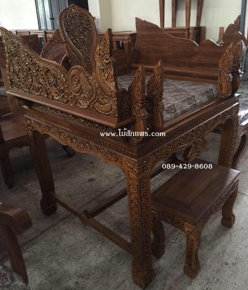 ธรรมมาสไม้สัก-แกะลายทั้งตัว(แบบสูง)