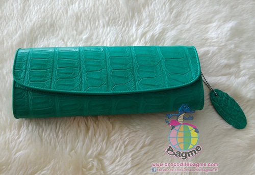 พร้อมส่ง กระเป๋าถือครัชBN211 หนังท้อง(สีเขียว)