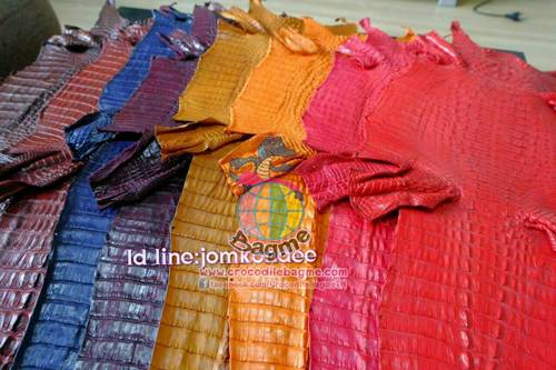 พร้อมส่ง  แผ่นหนังแท้ ฟอกสี