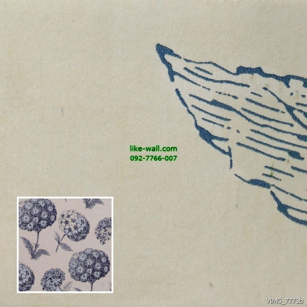 วอลเปเปอร์ติดผนัง ลายดอกผกากรอง สีฟ้า พื้นหลังสีขาว