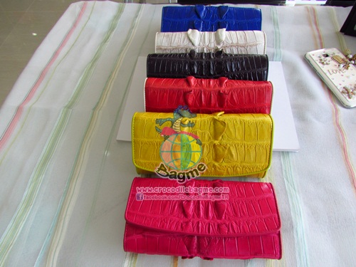 พร้อมส่ง 3พับ กลางหาง