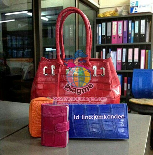 พร้อมส่ง กระเป๋าถือ สะพายหญิงBT833 หนังท้อง