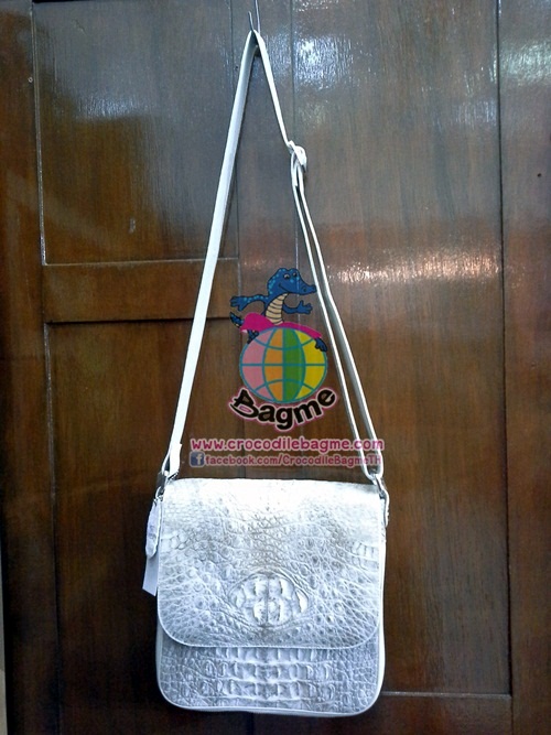 พร้อมส่ง สะพายชายBT947 หนังหลัง