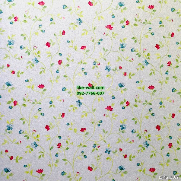 วอลเปเปอร์ติดผนังภายในห้อง ลายดอกไม้ขด สไตล์วินเทจ สีชมพู-ฟ้า พื้นหลังสีขาว