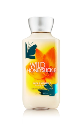Bath & Body Works Wild Honeysuckle Shea & Vitamin E Body Lotion 236 ml. โลชั่นบำรุงผิวสุดพิเศษ กลิ่นหอมโทนผลไม้ มะนาว พีช และเมล่อน ผสมกลิ่นดอกฟรีเซีย มะลิ และกุหลาบ รวมกลิ่นหอมยอดฮิตไว้ในกลิ่นเดียว หอมคะ
