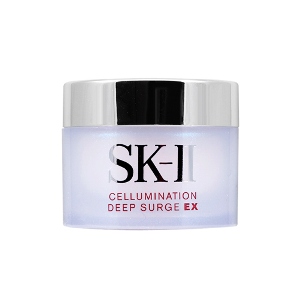 SK-II Cellumination Deep Surge Ex ขนาดทดลอง 15g. สูตรใหม่ มอยซ์เจอไรเซอร์สำหรับเติมเต็มความชุ่มชื้นให้ผิวหน้า มอบผิวกระจ่างใส ดูขาวเจิดจรัส ผิวหน้าเริ่มกระชับและดูขาวกระจ่างใส รู้สึกได้หลังจากใช้เพียงครั้งแรก 