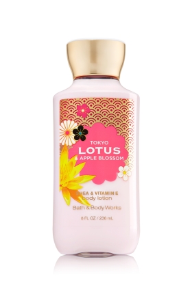 **พร้อมส่ง**Bath & Body Works Tokyo Lotus & Apple Blossom Shea & Vitamin E Body Lotion 236 ml. โลชั่นบำรุงผิวสุดพิเศษ กลิ่นหอมหวานน่ารักของดอกบัว และแอปเปิ้ล หอมละมุน หอมมากๆคะ