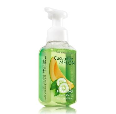 **พร้อมส่ง**Bath & Body Works Cucumber Melon Gentle Foaming Hand Soap 259 ml. โฟมล้างมือเนื้อโฟมนุ่ม อ่อนโยนต่อผิวบำรุงผิวให้ผิวนุ่มชุ่มชื่นไม่แห้งตึงหลังการใช้ กลิ่นหอมเมลอนเป็นกลิ่นแนวสดชื่น หอมอ่อนๆ ใช้ได้ทั้งชายและหญิง