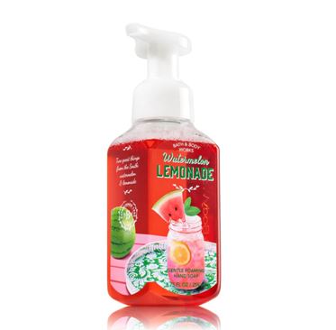 **พร้อมส่ง**Bath & Body Works Watermelon Lemonade Gentle Foaming Hand Soap 259 ml. โฟมล้างมือเนื้อโฟมนุ่ม อ่อนโยนต่อผิวบำรุงผิวให้ผิวนุ่มชุ่มชื่นไม่แห้งตึงหลังการใช้ กลิ่นหอมน้ำแตงโมชุ่มฉ่ำผสมกลิ่นมะนาวหอมสดชื่นคะ