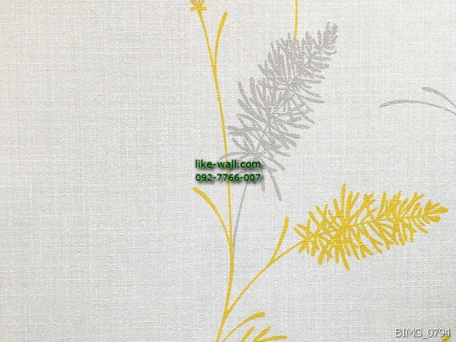  วอลเปเปอร์ติดผนัง ลายใบไม้หลากสี สีเหลือง-เทา พื้นหลังสีขาว