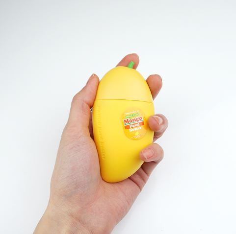 **พร้อมส่ง**Tony Moly Magic Food Mango Hand Butter 45ml. ครีมบำรุงมือจากผลมะม่วง บำรุงมือให้เนียนนุ่ม ชุ่มชื่น ลดความหยาบกร้าน รอยเหี่ยวย่น ในดูมีน้ำมีนวล ตึงกระชับ พร้อมกลิ่นหอมของมะม่วงน่ากินมากๆ