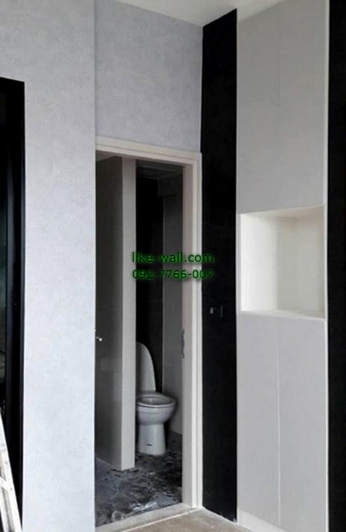 ผลงานตัวอย่าง การติดวอลเปเปอร์ติดผนัง ลายเรียบ ที่คอนโดย่านทองหล่อ