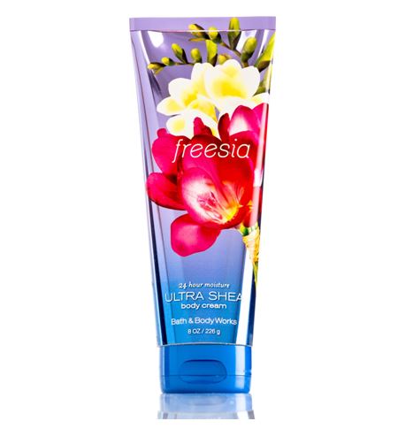 Bath & Body Works Freesia 24 Hour Moisture Ultra Shea Body Cream 226g. ครีมบำรุงผิวสุดเข้มข้น กลิ่นหอมโทนดอกไม้ ดอกฟรีเซีย ผสมกลิ่นหอมชองมัคส์ เปลือกไม้ หอมเหมือนช่อดอกไม้บูเก้ที่มีดอกไม้พันธุ์ไม้หลากหลายชนิด