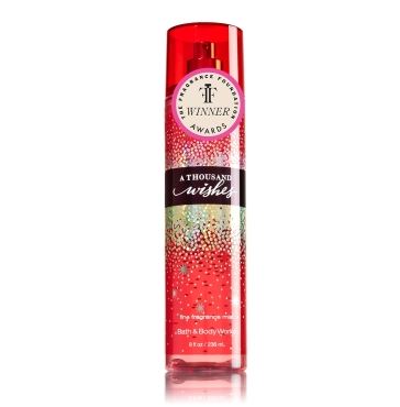 Bath & Body Works A Thousand Wishes Fine Fragrance Mist 236 ml. สเปร์ยน้ำหอมที่ให้กลิ่นติดกายตลอดวัน กลิ่นหอมผสมผสานหลากหลายกลิ่น กลิ่นดอกพิโอนี่ ผสมกลิ่นแชมเปญ หอมหรูมีระดับคะ