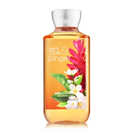 Bath & Body Works White Tea & Ginger Shea & Vitamin E Shower Gel 295ml. เจลอาบน้ำกลิ่นหอมติดกายนานตลอดวัน กลิ่นหอมใบชาผสมกลิ่นขิงอ่อนๆ ไม่ฉุนอย่างที่คิดนะ เพราะกลิ่นจะมีกลิ่นมัคส์มาช่วยให้กลิ่นนุ่มนวลขึ้น กลายเป็นกลิ่นที่หอมมากๆเลย