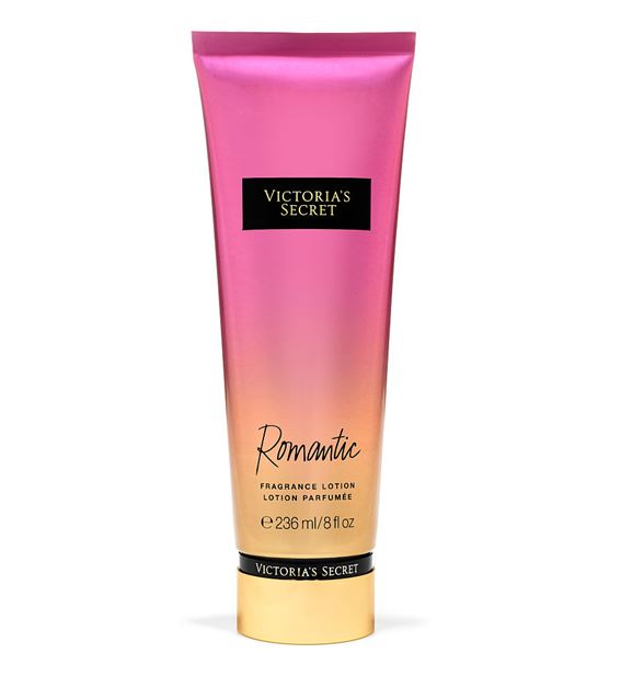 **พร้อมส่ง**Victoria's Secret Fantasies Romantic Fragrance Lotion 236ml. โลชั่นน้ำหอม ที่ช่วยกักเก็บความชุ่มชื่นยาวนาน 24 ชม. และให้กลิ่นหอมติดทนนาน กลิ่นนี้ให้กลิ่นหอมหวาน สไตล์น้ำหอมผู้หญิง